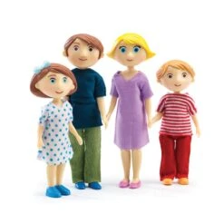 Petit Pack Famille De Poupées Djeco Gaspard & Romy -Magasin De Jouets petit pack famille de poupees djeco gaspard romy 1