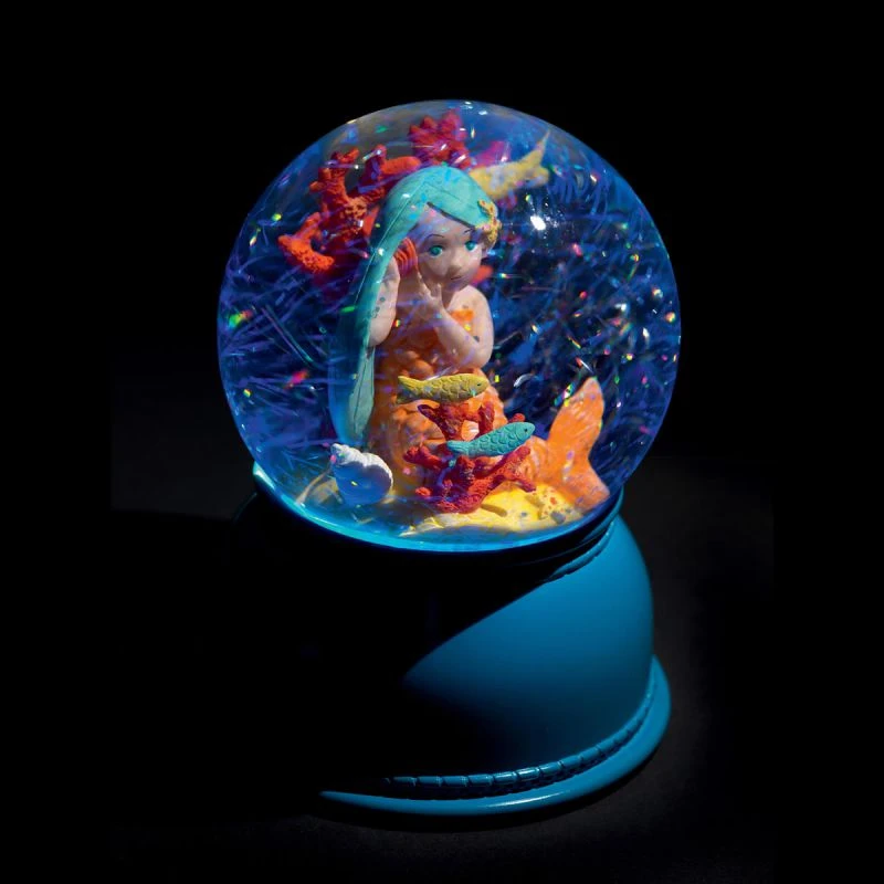 Djeco Veilleuse Boule à Neige Sirène 4 Djeco Veilleuse Boule à Neige Sirène – Image 2