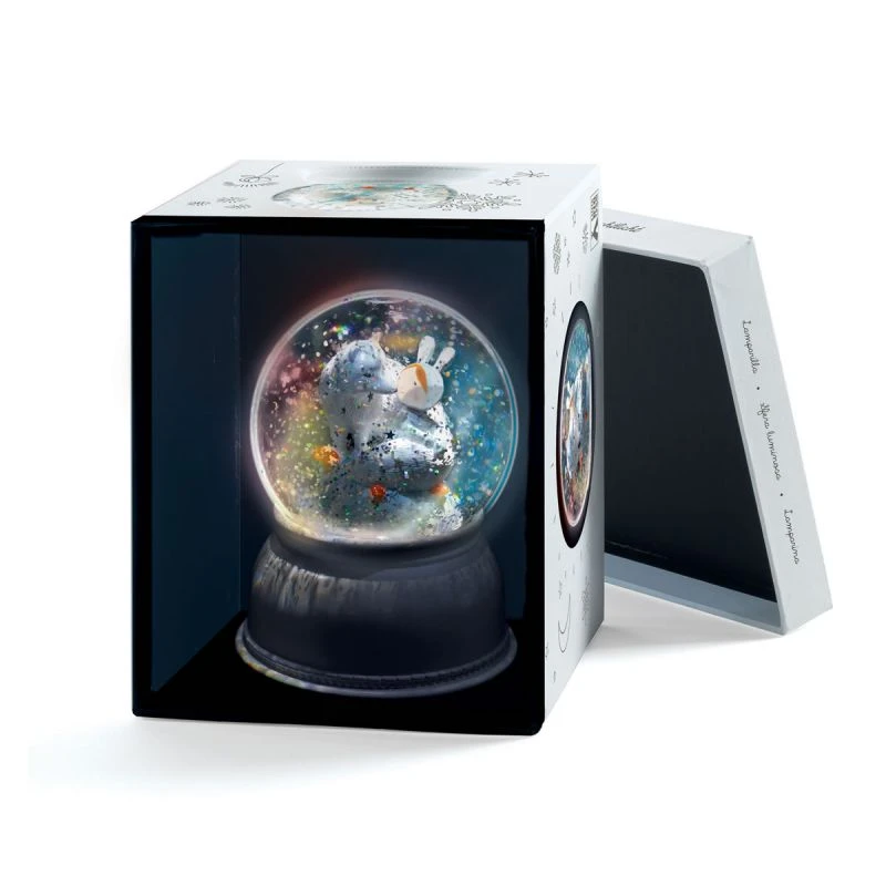 Djeco Veilleuse Boule à Neige Lila & Pupi 4 Djeco Veilleuse Boule à Neige Lila & Pupi – Image 2